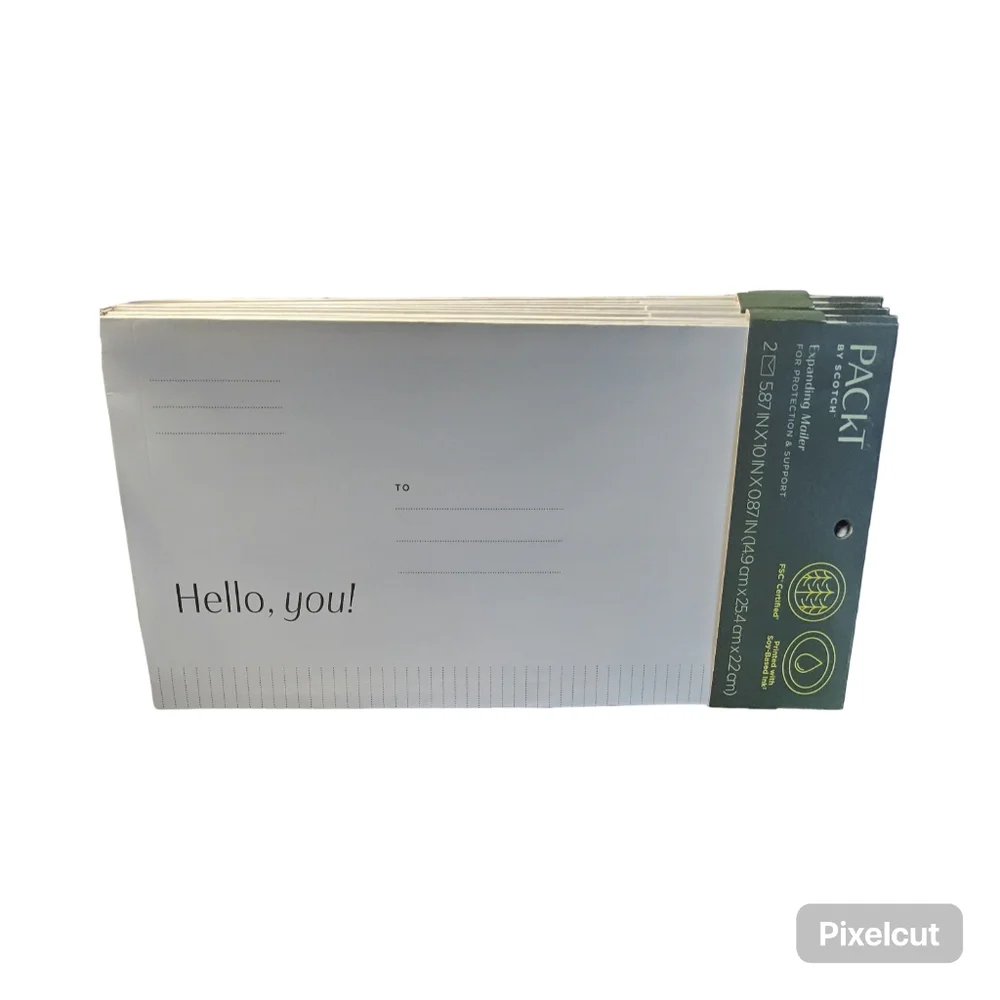 NWOT Pack T By Scotch White Expanding Mailer Envelopes and padded mailer